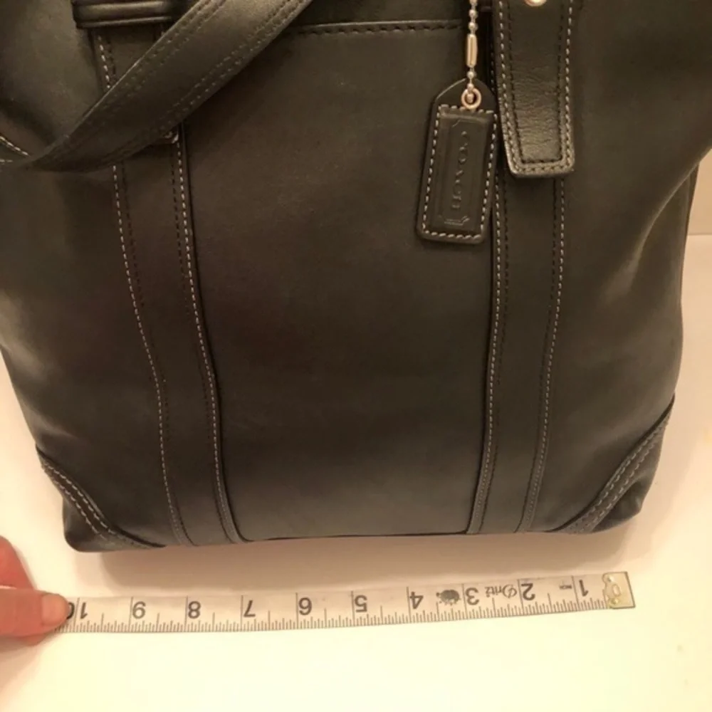 Coach black leather Hampton tote bag soho buckle